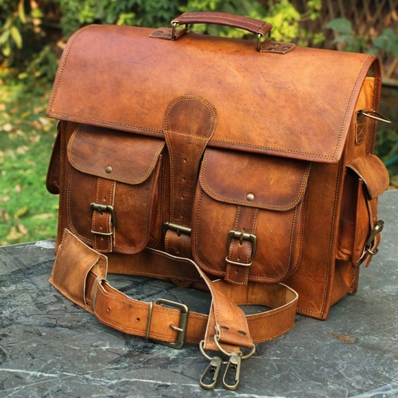 Other - Vintage Leather Laptop Messenger Bag